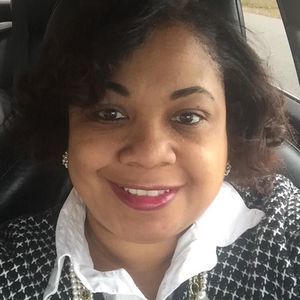 Meet your Posher, Lorna